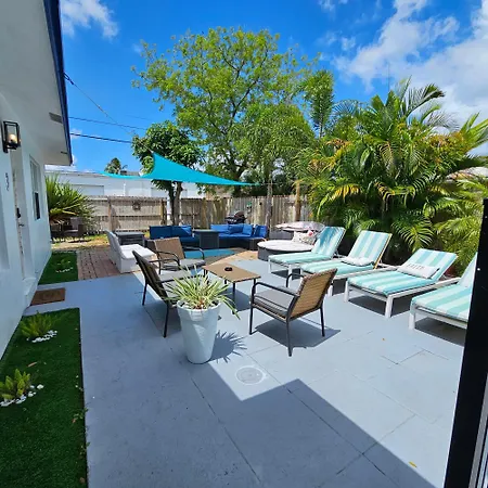 Equipped House W Pool & Patios, Near The Beaches, Prime Location- Ideal For Small Families, Coastal Haven Fort Lauderdale Exterior foto