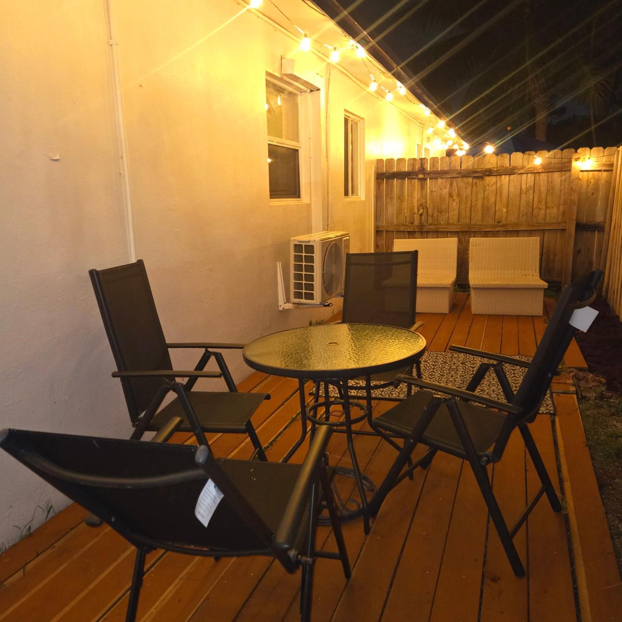 Equipped House W Pool & Patios, Near The Beaches, Prime Location- Ideal For Small Families, Coastal Haven *