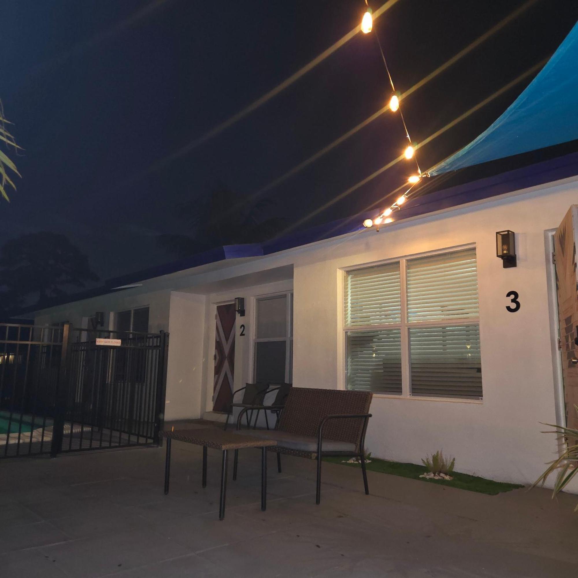 Equipped House W Pool & Patios, Near The Beaches, Prime Location- Ideal For Small Families, Coastal Haven Appartamento