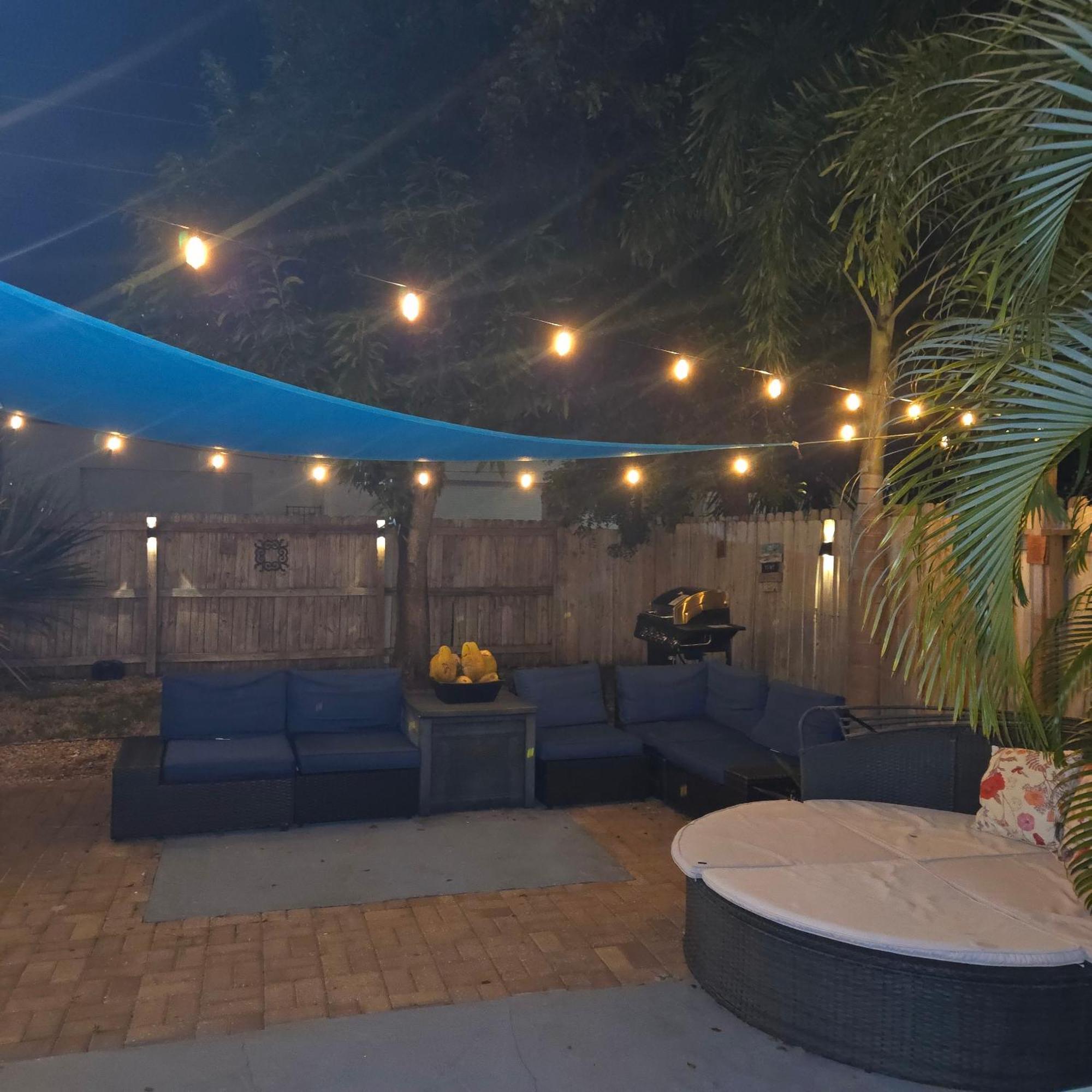 Coastal Haven: Family-friendly House With Pool Near Beaches Apartment *
