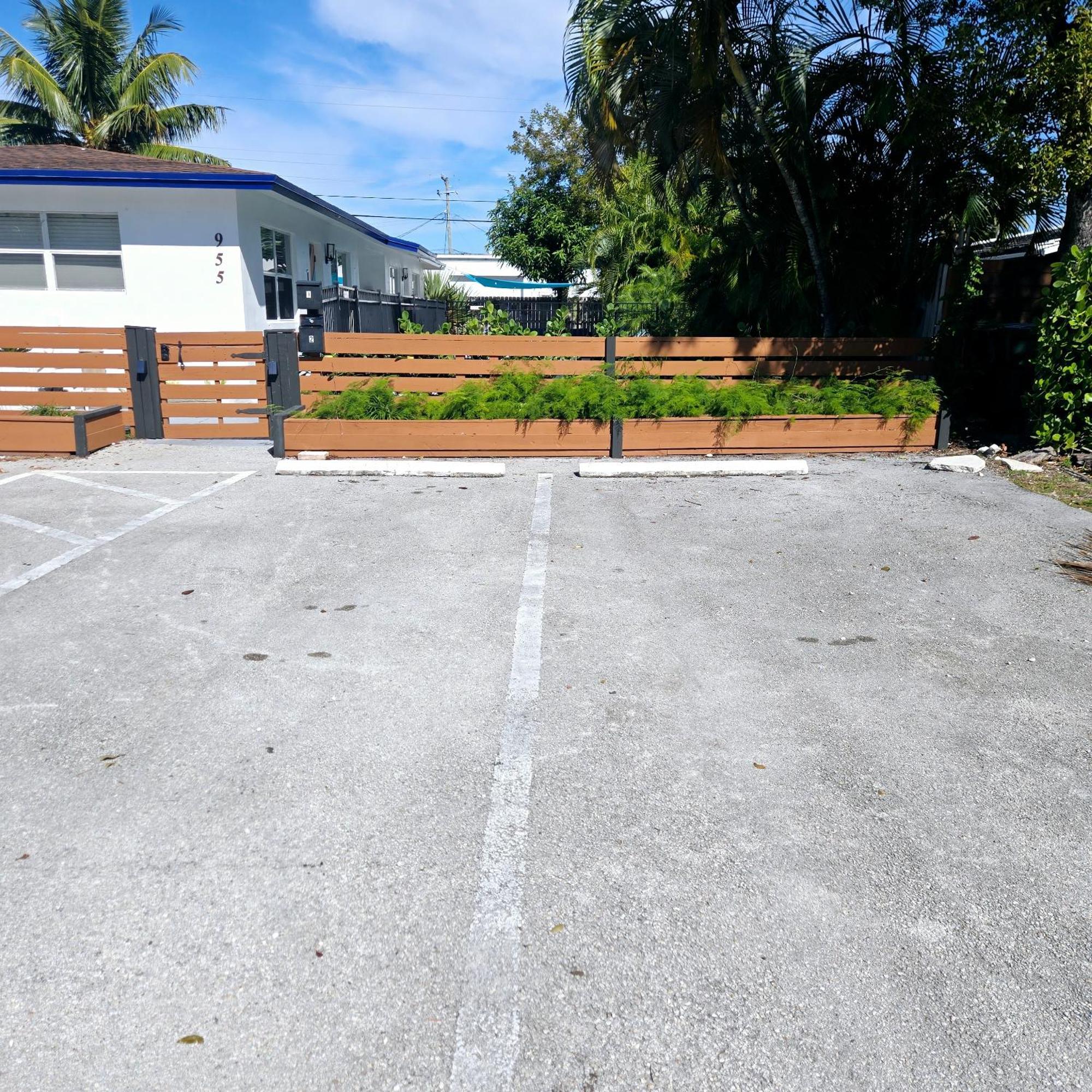 Equipped House W Pool & Patios, Near The Beaches, Prime Location- Ideal For Small Families, Coastal Haven *